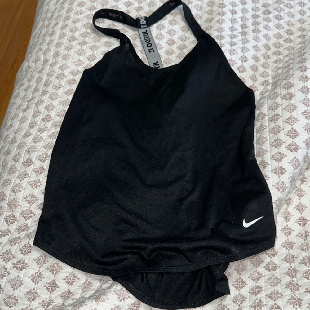 Nike tank